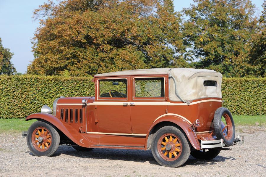  Oakland Landaulet Sedan 1929 года  (фото 2 из 7)